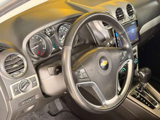 CHEVROLET-CAPTIVA-2011