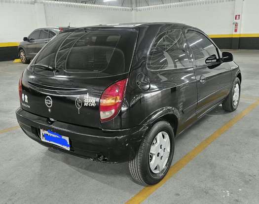 CHEVROLET-CELTA-2001