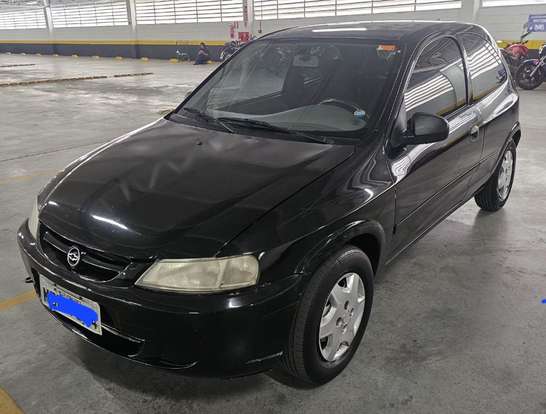 CHEVROLET-CELTA-2001