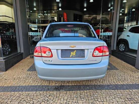 CHEVROLET-CLASSIC-2012