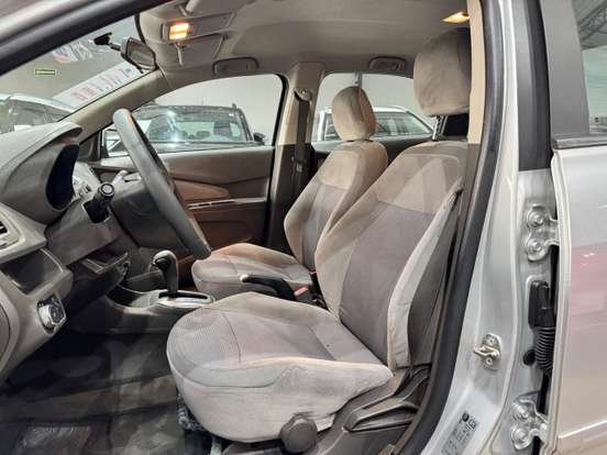 CHEVROLET-COBALT-2013