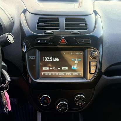 CHEVROLET-COBALT-2018