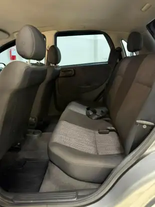 CHEVROLET-CORSA-2011