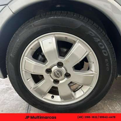 CHEVROLET-CORSA-2011