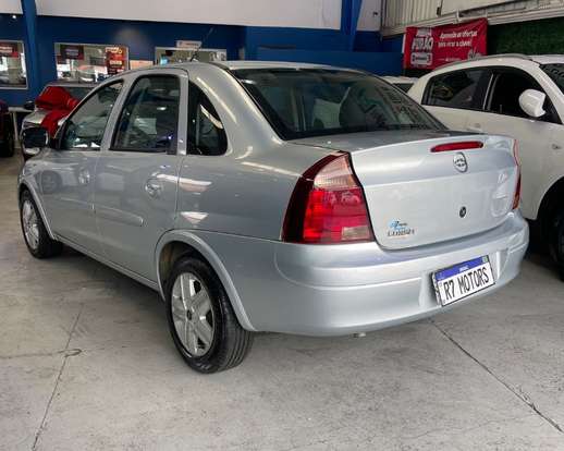 CHEVROLET-CORSA-2010