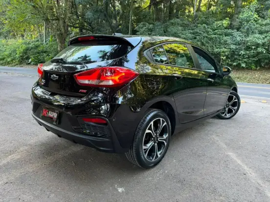 CHEVROLET-CRUZE-2022