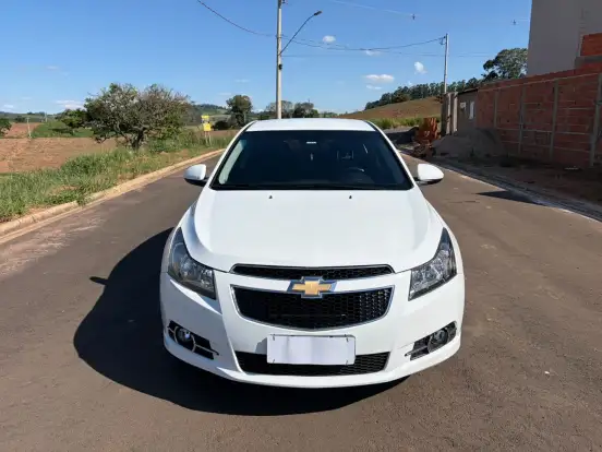CHEVROLET-CRUZE-2014