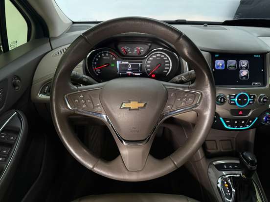 CHEVROLET-CRUZE-2017