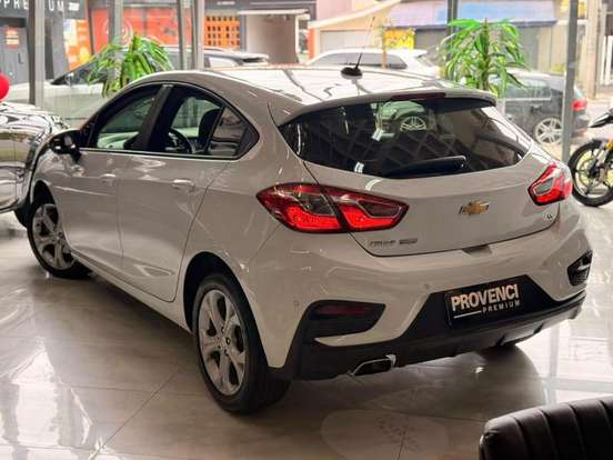 CHEVROLET-CRUZE-2019