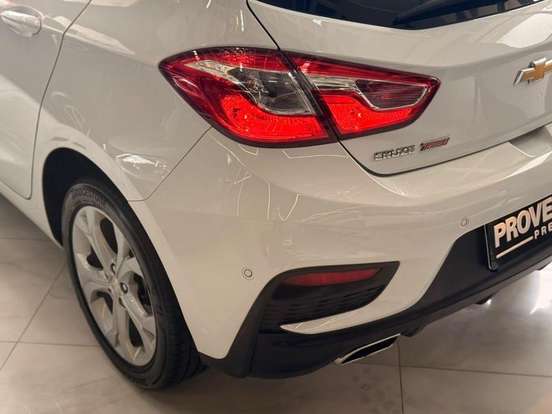 CHEVROLET-CRUZE-2019