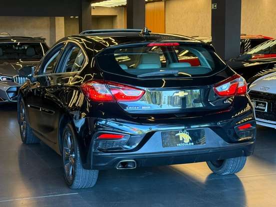 CHEVROLET-CRUZE-2018
