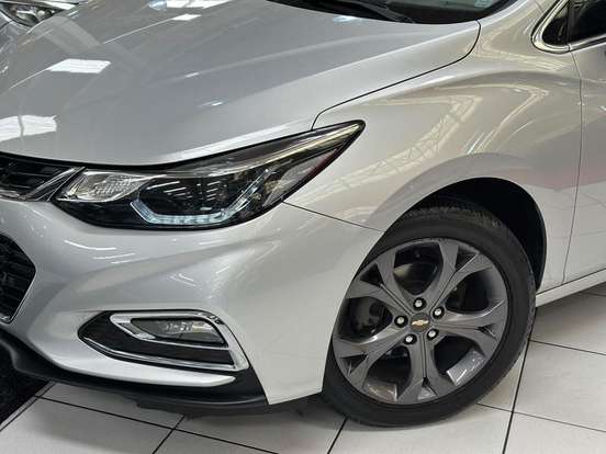 CHEVROLET-CRUZE-2018