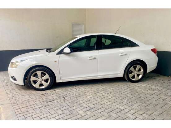 CHEVROLET-CRUZE-2012