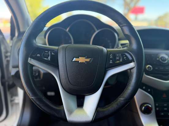 CHEVROLET-CRUZE-1.8 LT 16V FLEX 4P AUTOMÁTICO CHEVROLET-CRUZE-2012