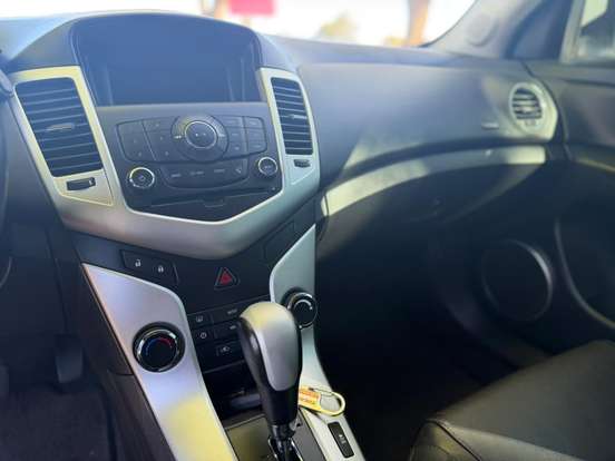 CHEVROLET-CRUZE-1.8 LT 16V FLEX 4P AUTOMÁTICO CHEVROLET-CRUZE-2012