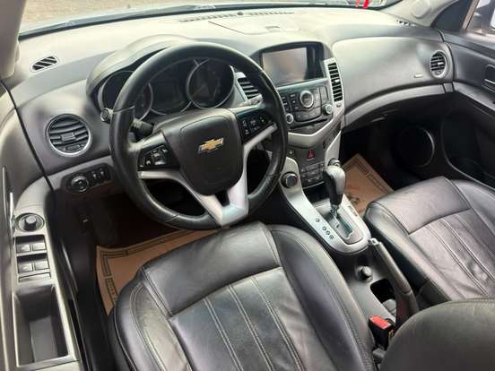 CHEVROLET-CRUZE-1.8 LT SPORT6 16V FLEX 4P AUTOMÁTICO CHEVROLET-CRUZE-2012