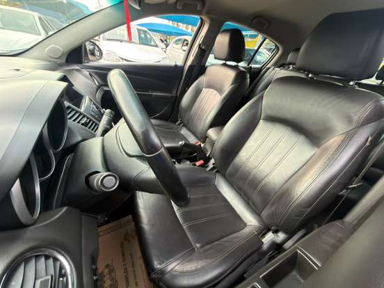 CHEVROLET-CRUZE-1.8 LT SPORT6 16V FLEX 4P AUTOMÁTICO CHEVROLET-CRUZE-2012