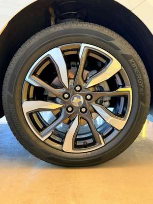 CHEVROLET-EQUINOX-2023