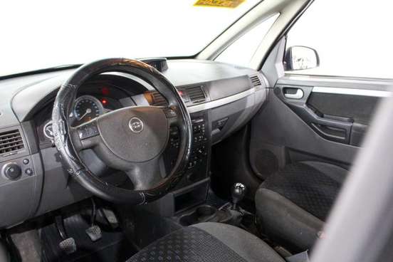 CHEVROLET-MERIVA-2012