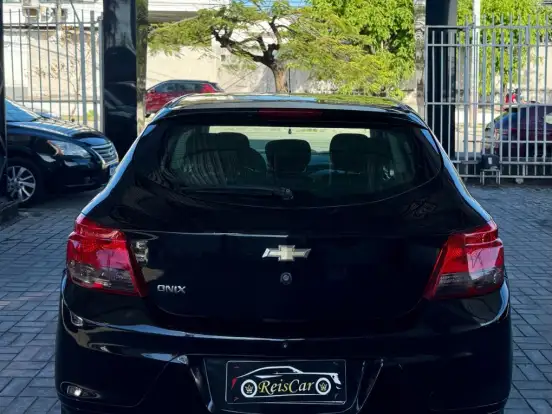 CHEVROLET-ONIX-1.0 MPFI JOY 8V FLEX 4P MANUAL CHEVROLET-ONIX-2019