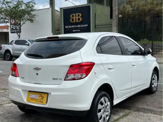 CHEVROLET-ONIX-1.0 MPFI LT 8V FLEX 4P MANUAL CHEVROLET-ONIX-2013