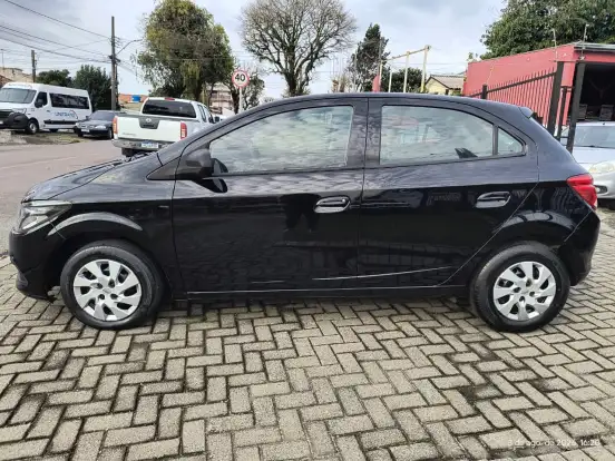 CHEVROLET-ONIX-1.0 MPFI LT 8V FLEX 4P MANUAL CHEVROLET-ONIX-2015