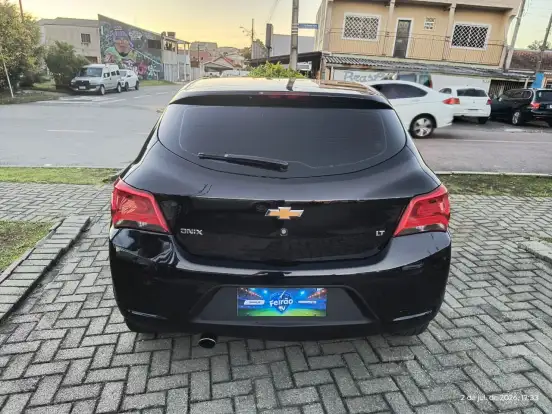 CHEVROLET-ONIX-1.0 MPFI LT 8V FLEX 4P MANUAL CHEVROLET-ONIX-2017