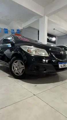 CHEVROLET-ONIX-2013