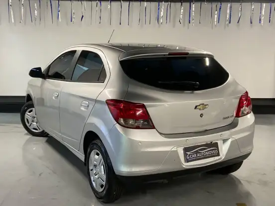 CHEVROLET-ONIX-2013