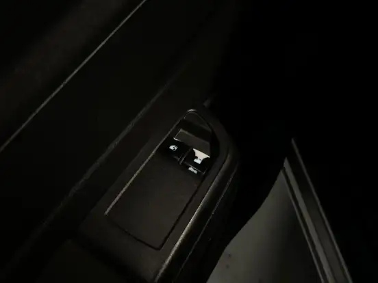 CHEVROLET-ONIX-2013