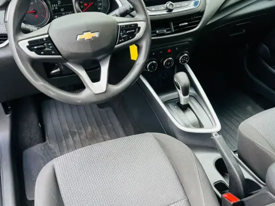 CHEVROLET-ONIX-1.0 TURBO FLEX PLUS LT AUTOMÁTICO CHEVROLET-ONIX-2024