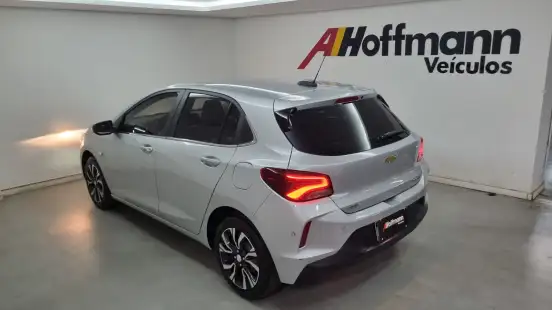 CHEVROLET-ONIX-2022