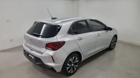 CHEVROLET-ONIX-2022