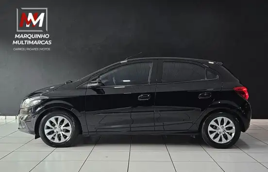 CHEVROLET-ONIX-2017