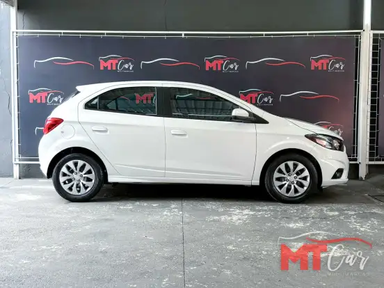 CHEVROLET-ONIX-1.4 MPFI LT 8V FLEX 4P AUTOMÁTICO CHEVROLET-ONIX-2017