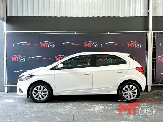 CHEVROLET-ONIX-2017