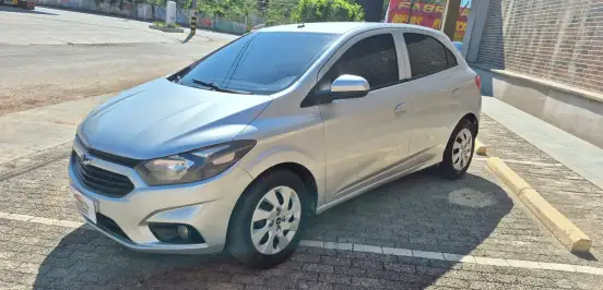 CHEVROLET-ONIX-2017