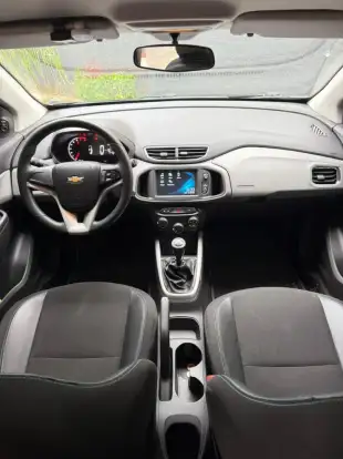 CHEVROLET-ONIX-2019