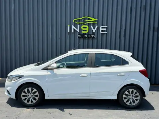 CHEVROLET-ONIX-2018