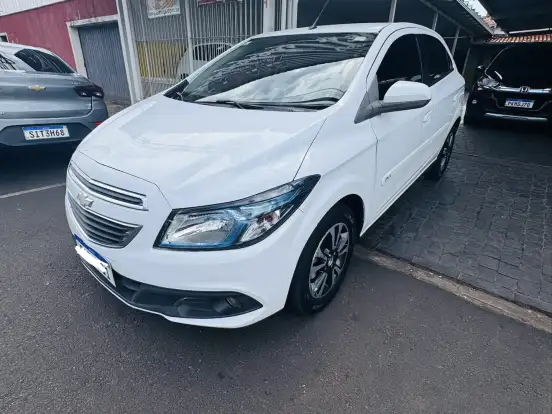 CHEVROLET-ONIX-1.4 MPFI LTZ 8V FLEX 4P MANUAL CHEVROLET-ONIX-2014