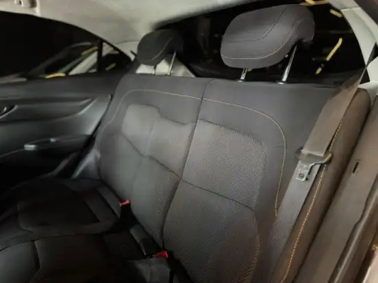 CHEVROLET-ONIX-2013