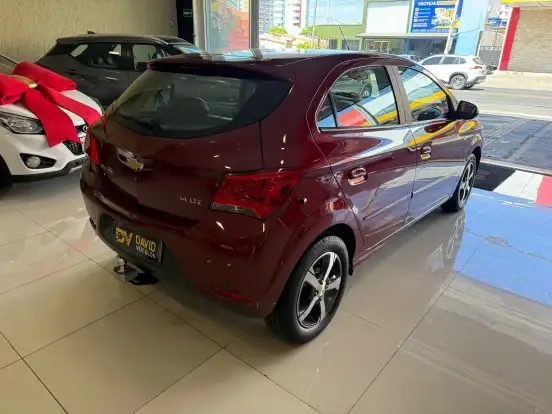 CHEVROLET-ONIX-2017