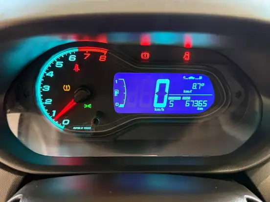 CHEVROLET-ONIX-2017