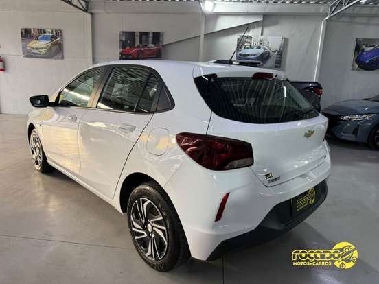 CHEVROLET-ONIX-2024