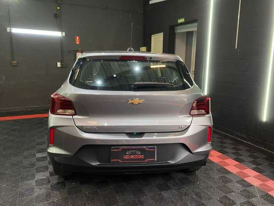 CHEVROLET-ONIX-2024