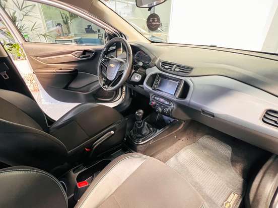 CHEVROLET-ONIX-2020