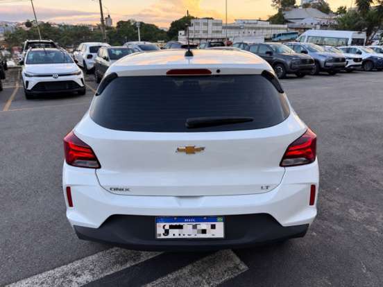 CHEVROLET-ONIX-2023