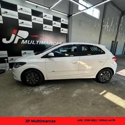 CHEVROLET-ONIX-2019