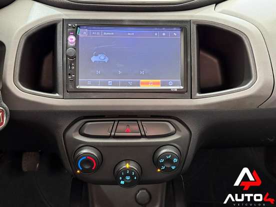 CHEVROLET-ONIX-2013