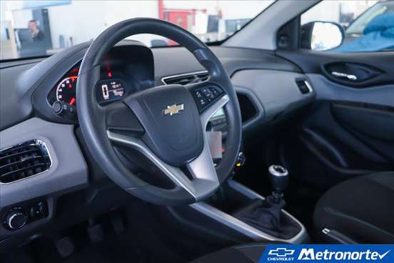 CHEVROLET-ONIX-2018
